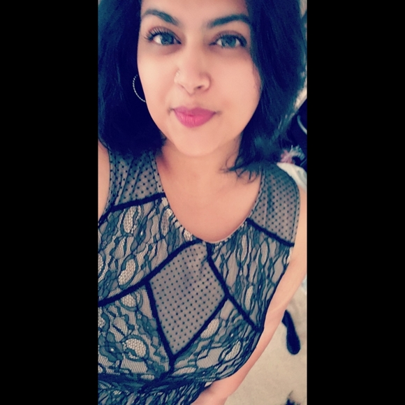 Meet your Posher, Maheen - Picture 2 of 3